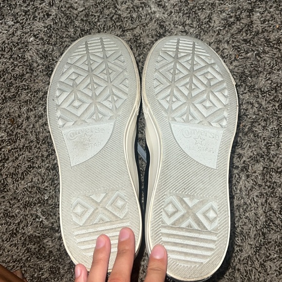 Converse - Picture 3 of 4